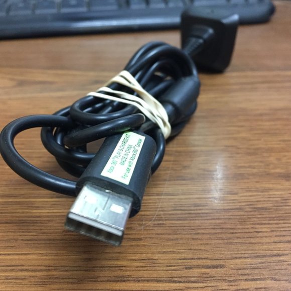 Xbox 360 Play And Charge Controller USB Charging Cable Plug - Picture 4 of 5